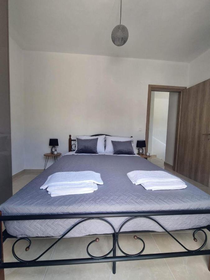 Dionysia Apartments Livadia  Extérieur photo