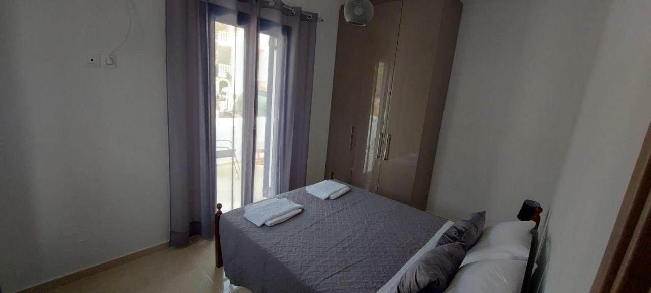 Dionysia Apartments Livadia  Extérieur photo